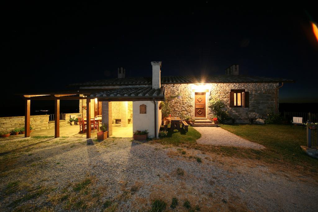 Agriturismo Monte Valentino Pietralunga  Eksteriør bilde